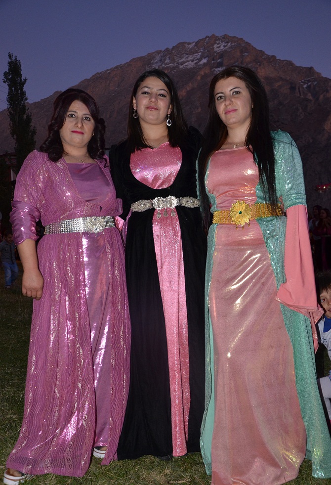 Akbaş ailesinin mutlu günü 32