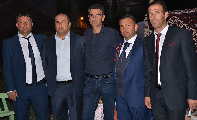 Akbaş ailesinin mutlu günü 43