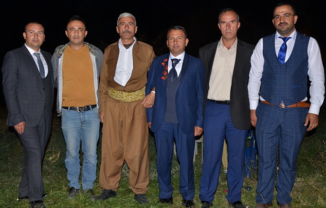 Akbaş ailesinin mutlu günü 51