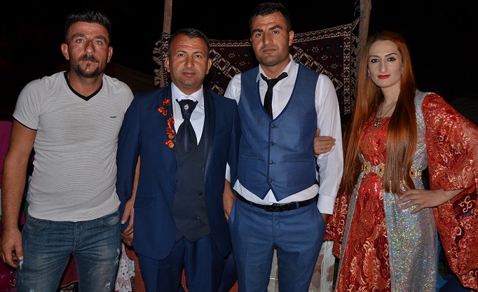 Akbaş ailesinin mutlu günü 53