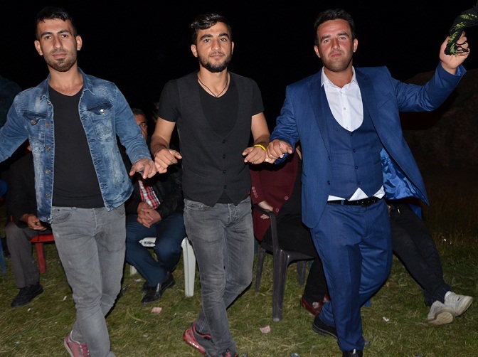 Akbaş ailesinin mutlu günü 58