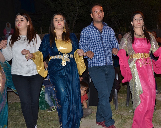 Akbaş ailesinin mutlu günü 65