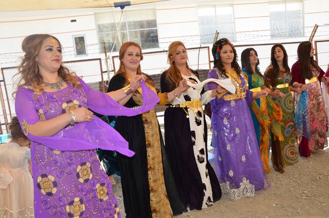 Ediş ailesinin mutlu günü 10