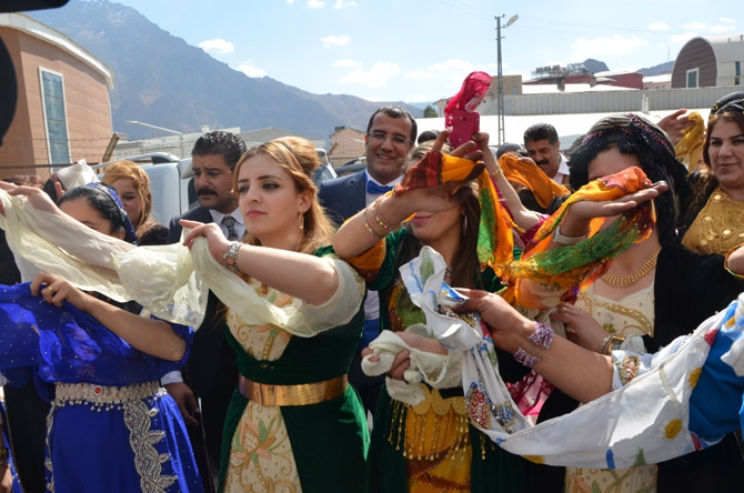 Ediş ailesinin mutlu günü 17