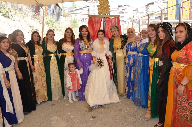 Ediş ailesinin mutlu günü 22