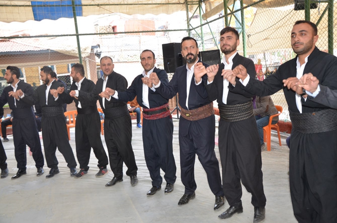 Ediş ailesinin mutlu günü 26