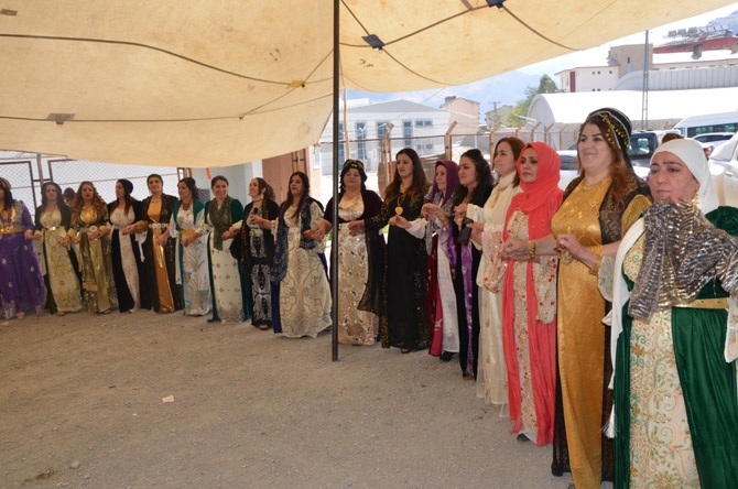 Ediş ailesinin mutlu günü 55