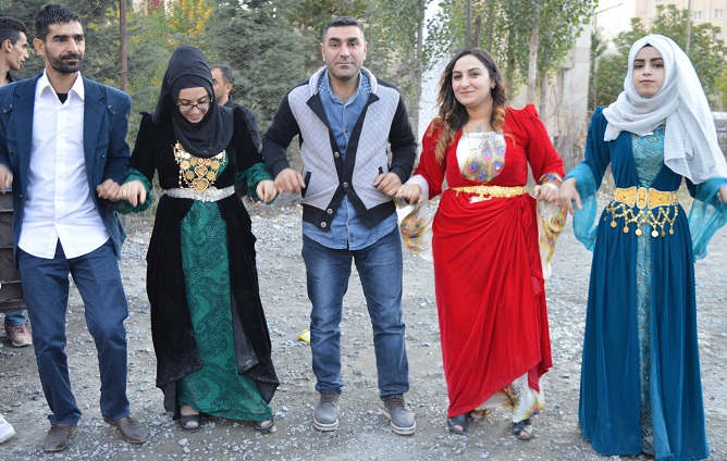 Tutkal ve Erol ailesinin mutlu günü 10