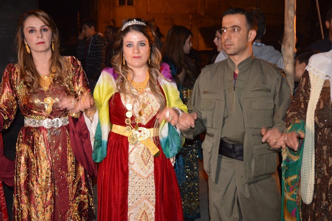 Tutkal ve Erol ailesinin mutlu günü 22