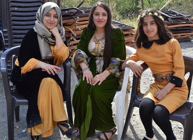 Tutkal ve Erol ailesinin mutlu günü 44