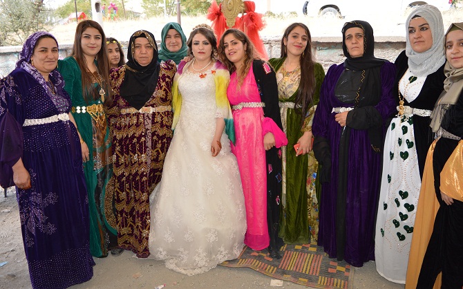 Tutkal ve Erol ailesinin mutlu günü 52