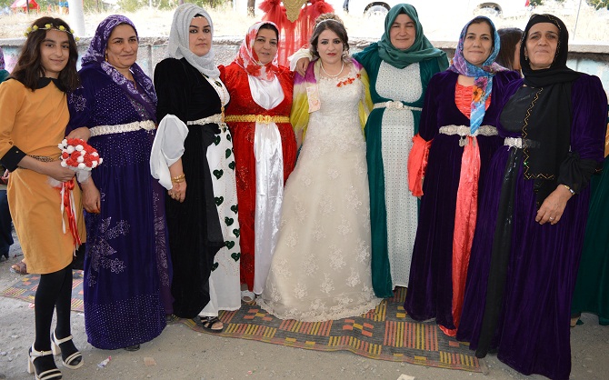 Tutkal ve Erol ailesinin mutlu günü 53