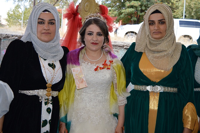 Tutkal ve Erol ailesinin mutlu günü 54