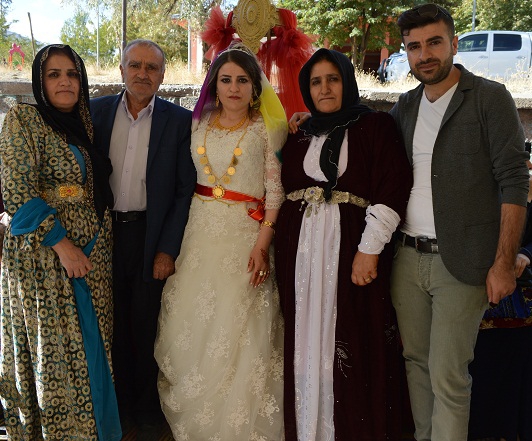 Tutkal ve Erol ailesinin mutlu günü 60