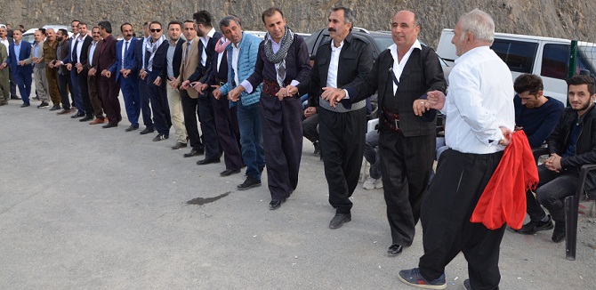 Özkan ailesinin mutlu günü 20