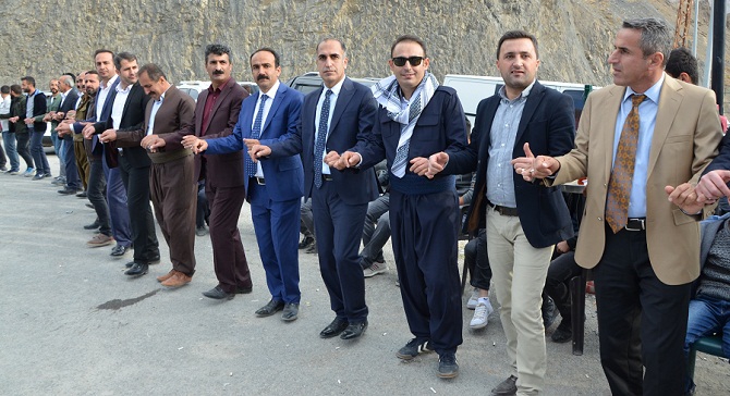 Özkan ailesinin mutlu günü 21