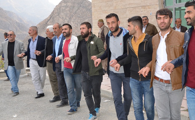 Özkan ailesinin mutlu günü 30