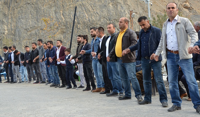 Özkan ailesinin mutlu günü 32