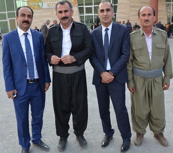 Özkan ailesinin mutlu günü 38