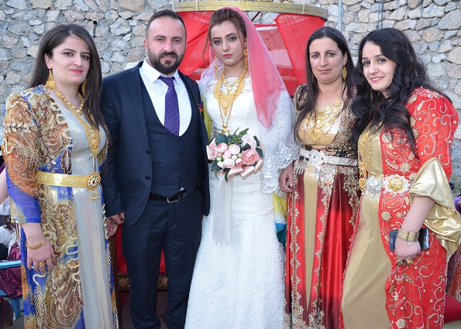 Özkan ailesinin mutlu günü 4