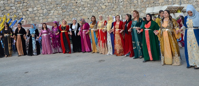 Özkan ailesinin mutlu günü 44