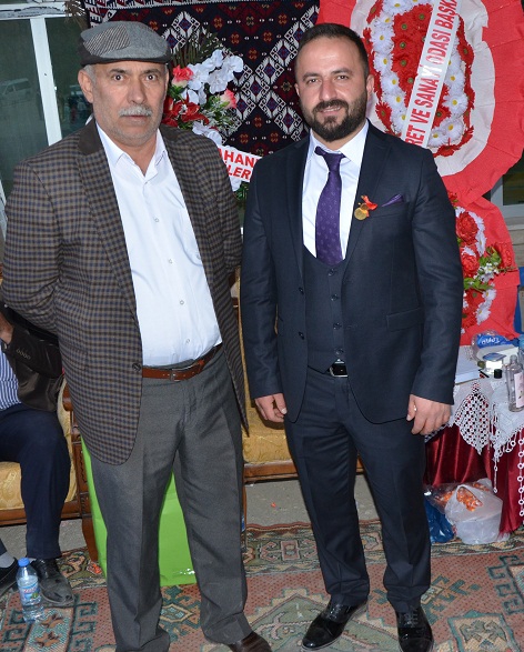 Özkan ailesinin mutlu günü 49