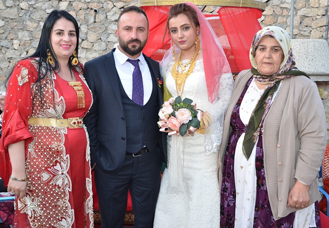 Özkan ailesinin mutlu günü 6