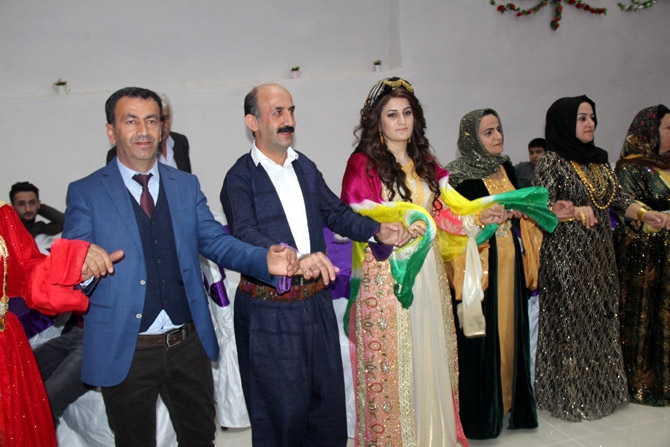 HDP Hakkari Milletvekili Akdoğan dünya evine girdi 10