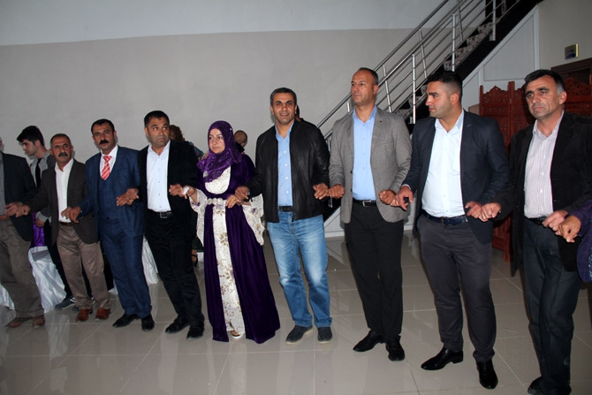 HDP Hakkari Milletvekili Akdoğan dünya evine girdi 20