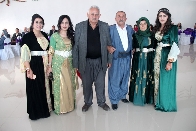 HDP Hakkari Milletvekili Akdoğan dünya evine girdi 36