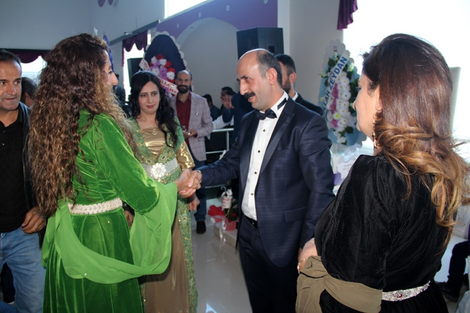 HDP Hakkari Milletvekili Akdoğan dünya evine girdi 38