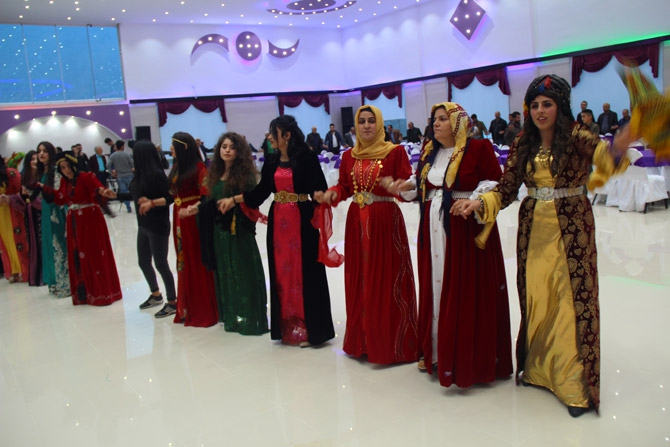 HDP Hakkari Milletvekili Akdoğan dünya evine girdi 8