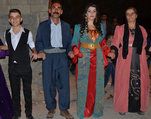 Kuşar Ailesinin mutlu günü 18