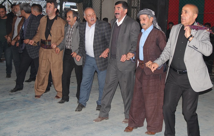 Özbek ailesinin mutlu günü 7