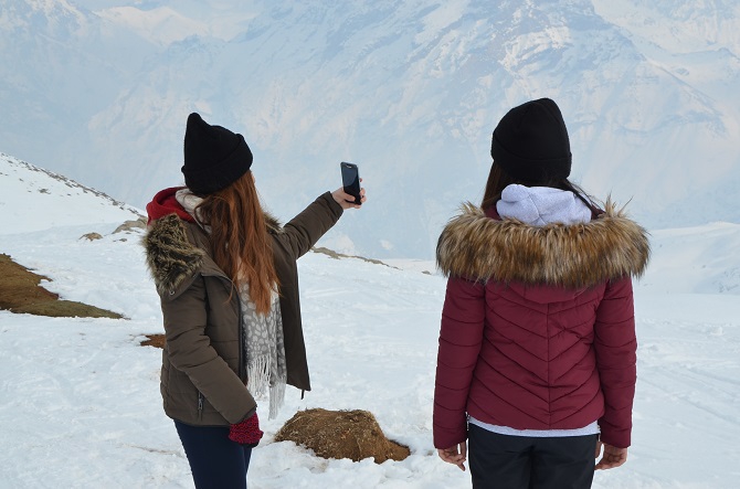 Hakkarili kayak severlerin şebeke çilesi 15