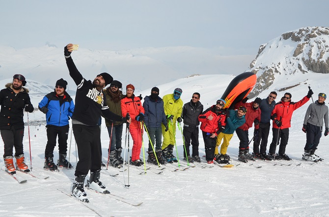 Hakkarili kayak severlerin şebeke çilesi 5