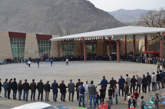 Özkan ailesinin mutlu günü 11