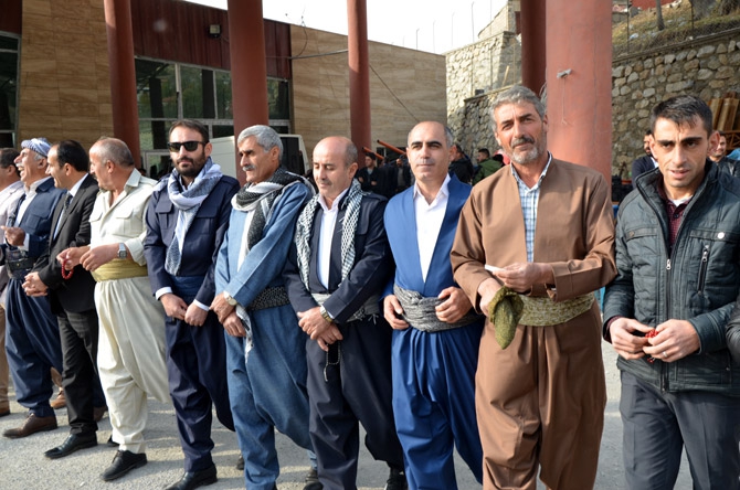 Özkan ailesinin mutlu günü 23