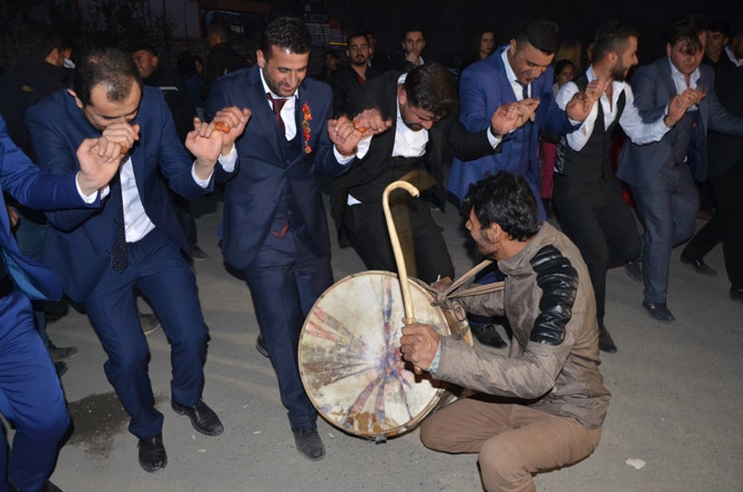 Özkan ailesinin mutlu günü 39