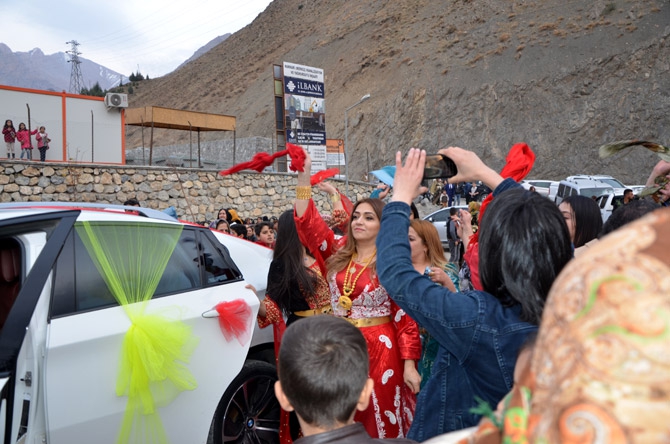 Özkan ailesinin mutlu günü 45