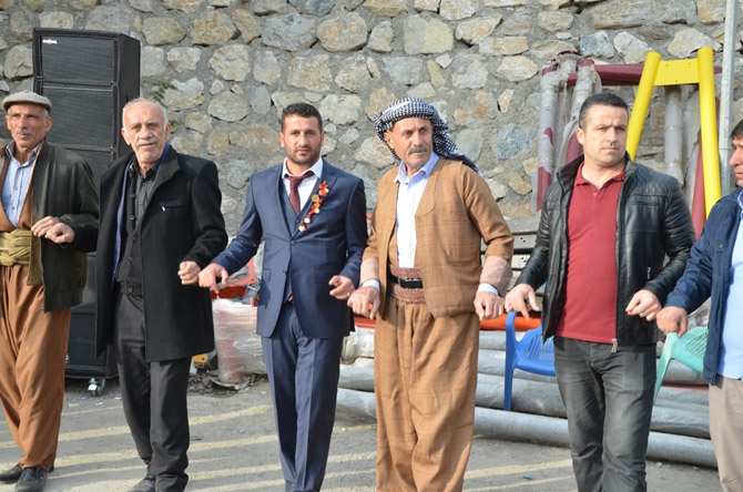 Özkan ailesinin mutlu günü 52