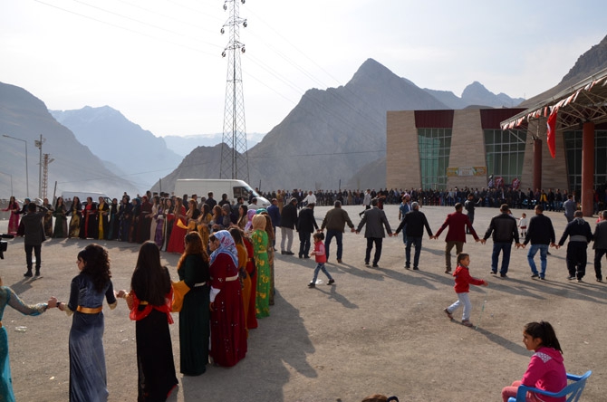 Özkan ailesinin mutlu günü 55