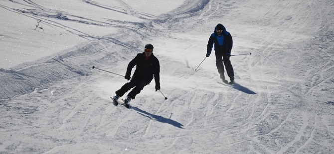 Hakkari'de kayak sezonu açıldı HAKKARİ OBJEKTİF HABER 1