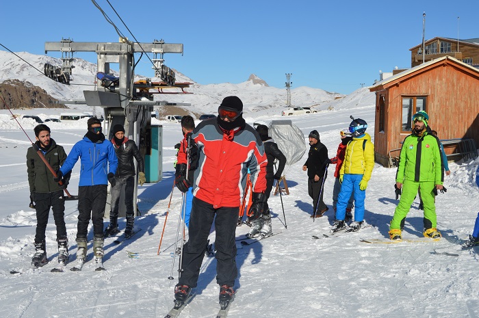 Hakkari'de kayak sezonu açıldı HAKKARİ OBJEKTİF HABER 44