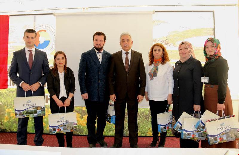 Hakkari'de sağlık çalışanlarına NRP kursu verildi 13