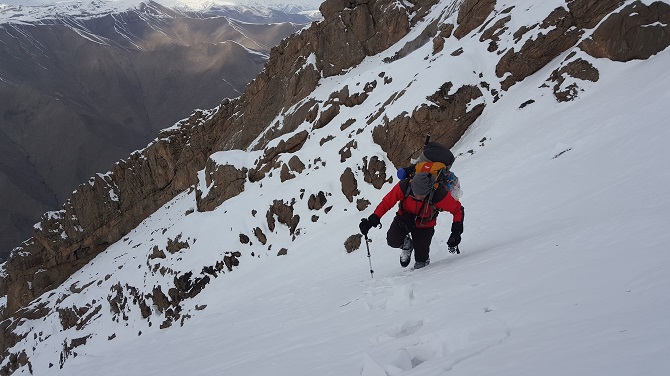 Hakkari'de Kış Mevsiminde Sümbül Dağı'na İlk Tırmanış 1