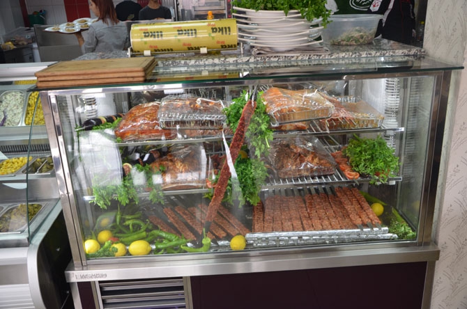 Hakkari’de bir ilk cafe restoran bir arada 12