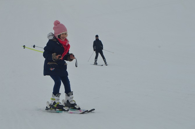 İran ve Irak'tan Hakkari'ye kayak yapmaya geliyorlar 15