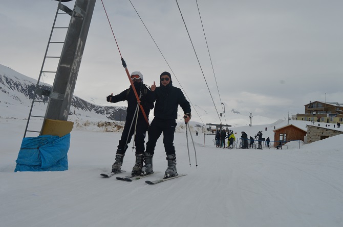 İran ve Irak'tan Hakkari'ye kayak yapmaya geliyorlar 16