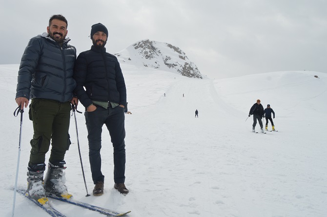 İran ve Irak'tan Hakkari'ye kayak yapmaya geliyorlar 21